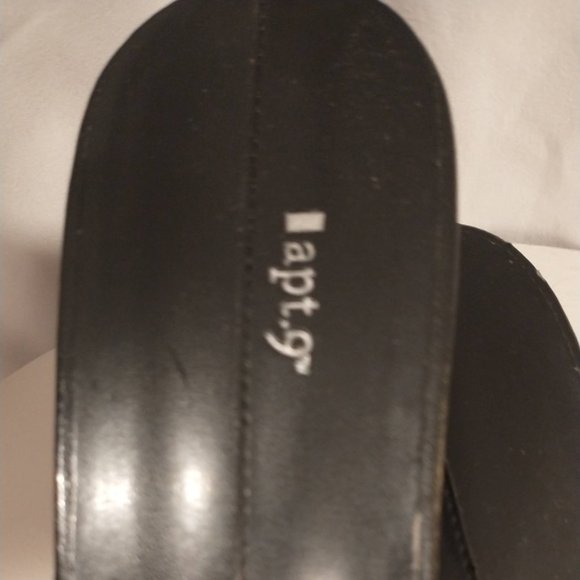 On Trend for 2025  Black Rhinestone Sandals with heel  size 8.5 - Picture 8 of 9